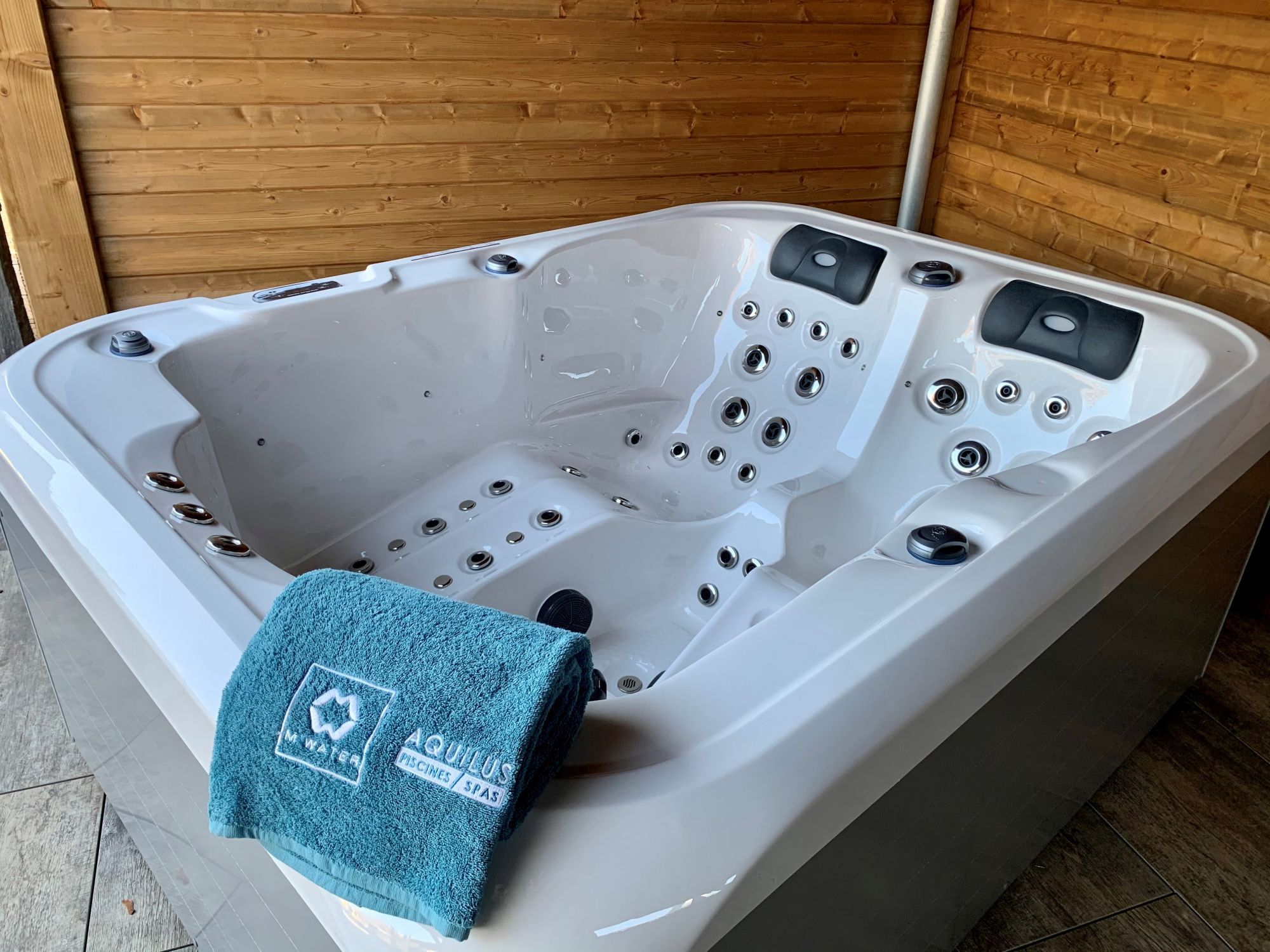 Venez découvrir nos spas sur notre showroom à Bennwihr-Gare Saint-Dié-des-Vosges 3