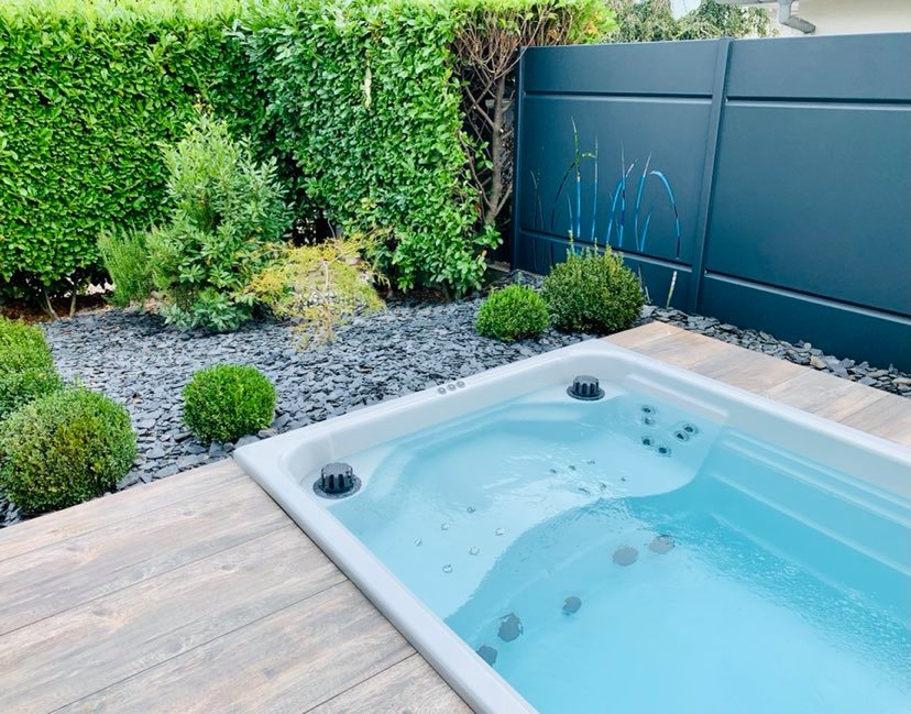 M&#8217;Water, concept mi- piscine mi- spa installée près de Rouffach dans le Haut-Rhin Riedisheim 1