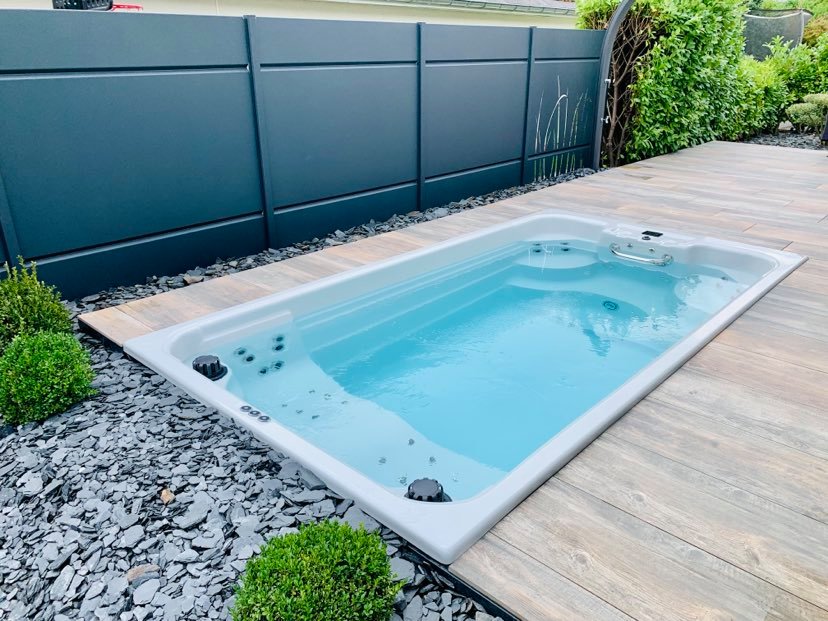 M&#8217;Water, concept mi- piscine mi- spa installée près de Rouffach dans le Haut-Rhin Rixheim 2