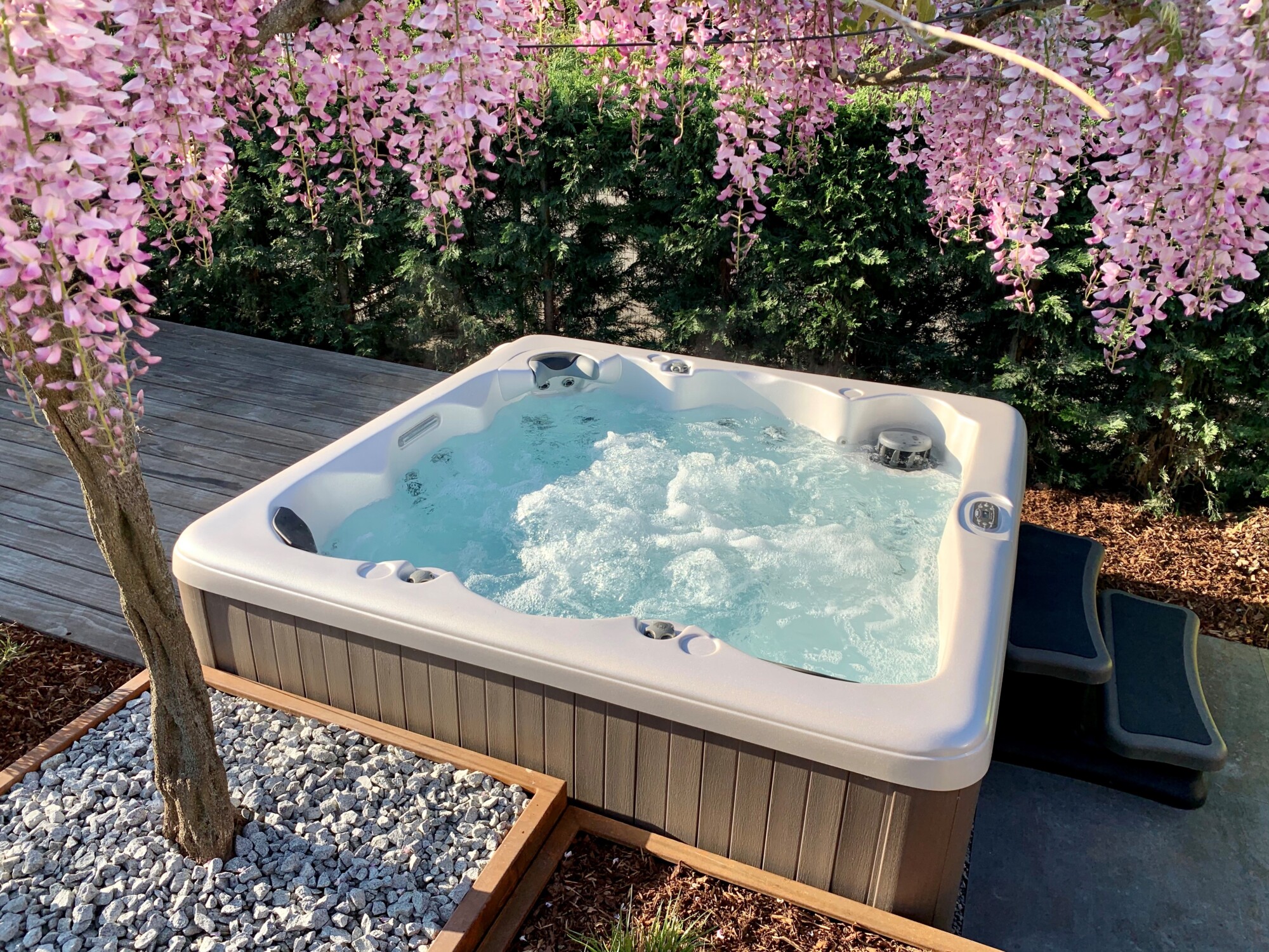 Concessionnaire Aquilus Spas : installation d&#8217;un large choix de spas haut de gamme sur Bennwihr et Colmar Rixheim