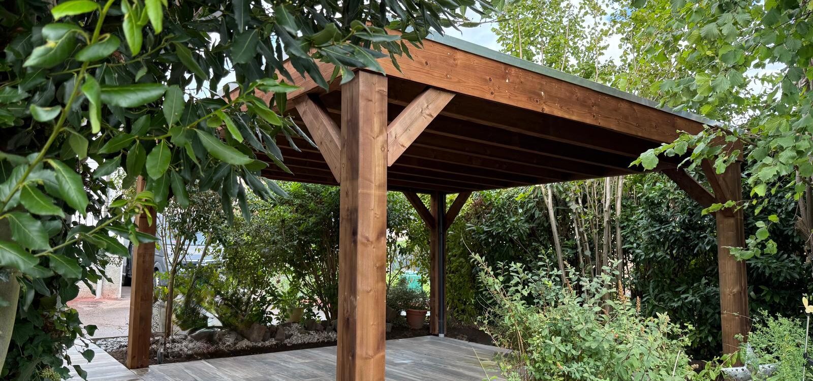 Pose d&#8217;une pergola en bois à Colmar Kingersheim