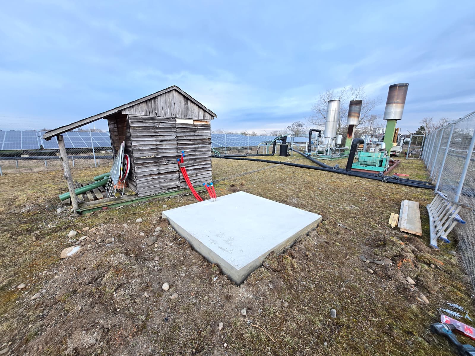 DALLE BETON ABRI JARDIN MGCREATION COLMAR | MG création Installation d’un abri de jardin à Colmar Erstein 1
