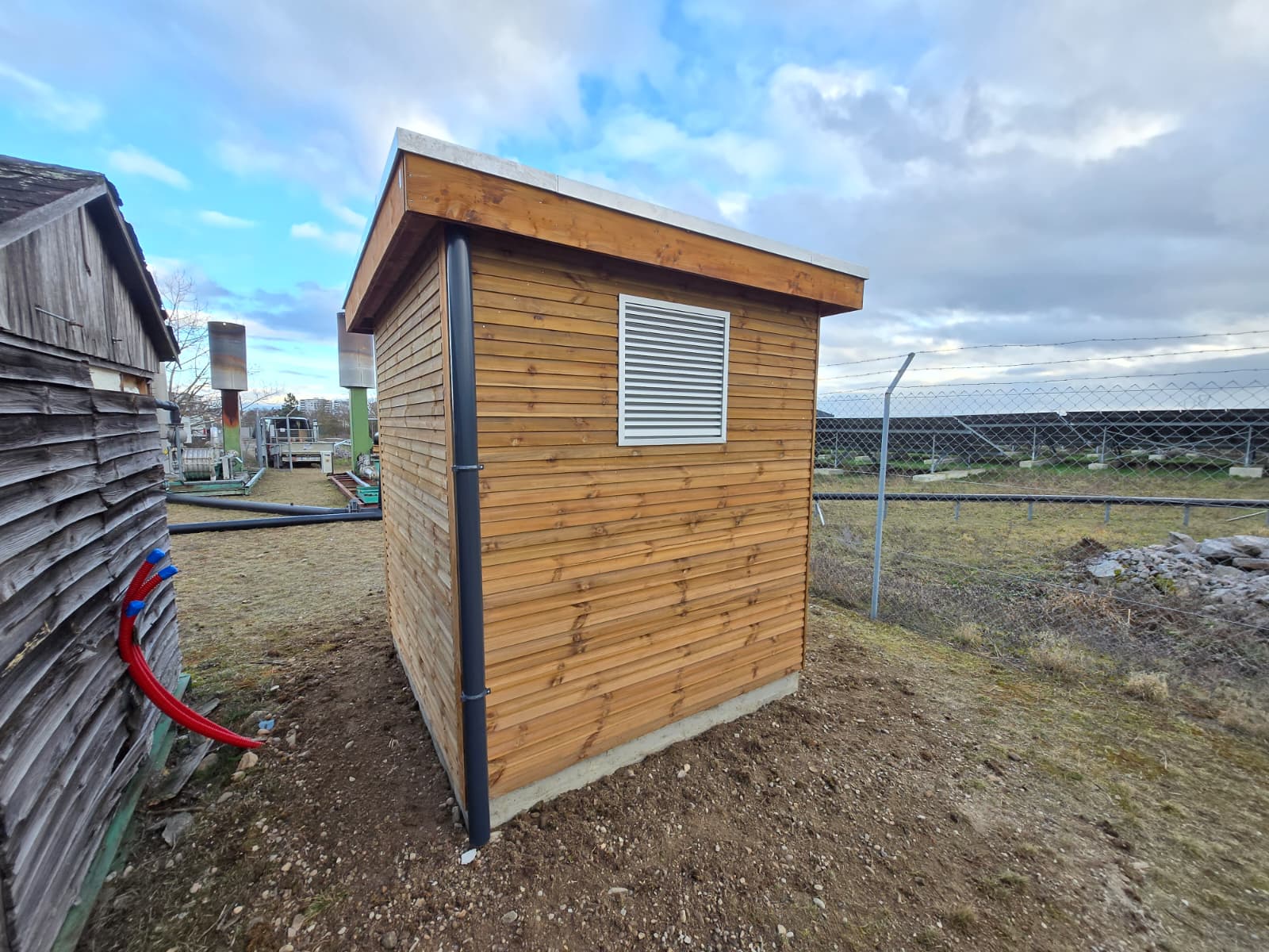 INSTALLATION ABRI JARDIN ARRIERE MGCREATION COLMAR | MG création Installation d’un abri de jardin à Colmar Kingersheim 9